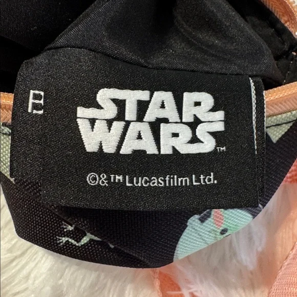 Star Wars Black and Peach Bag with Baby Yoda - Picture 2 of 7
